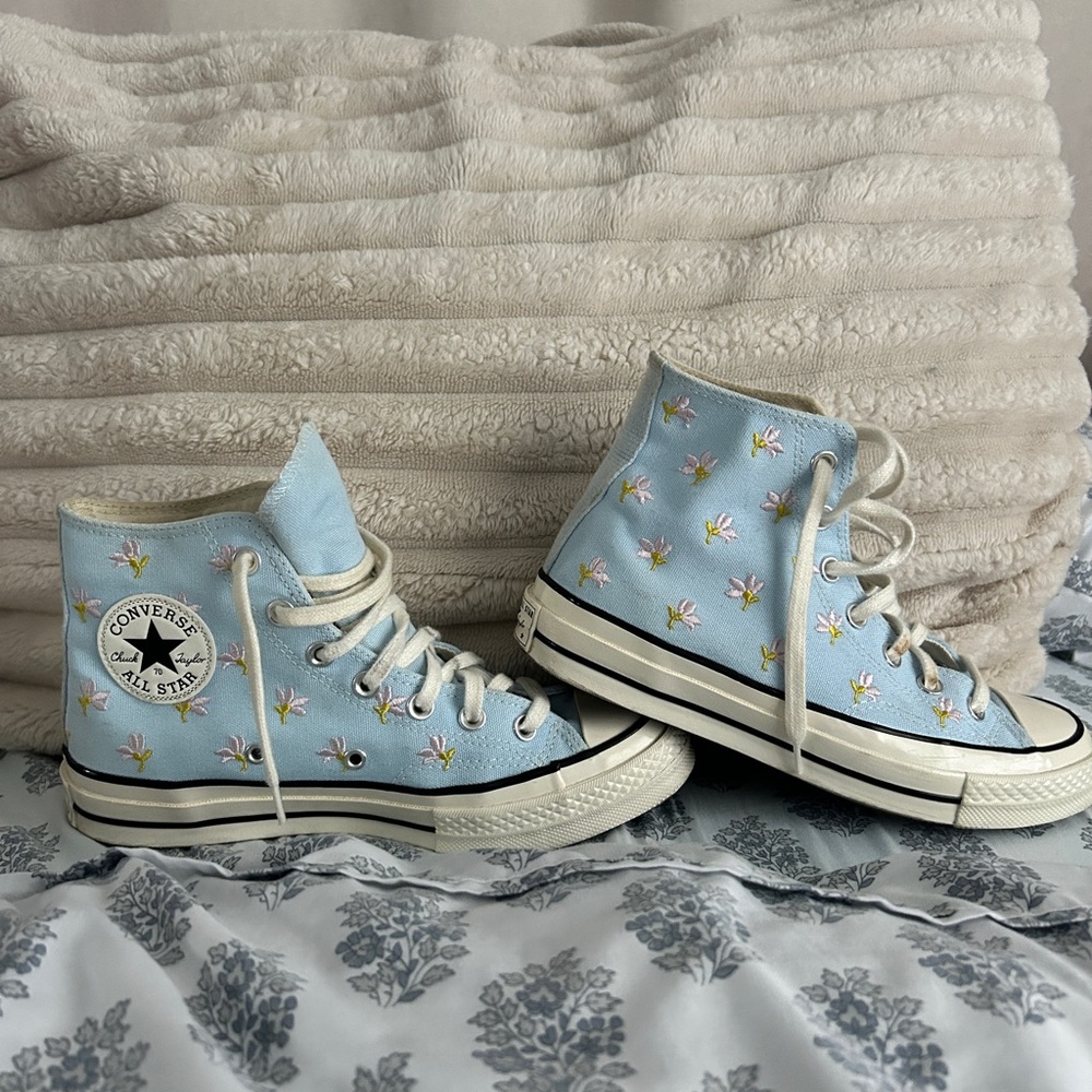 Converse Sky Blue Floral High-Tops